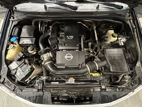 Used 2017 Nissan Frontier PRO-4X w/ Pro-4x Luxury Package image 55