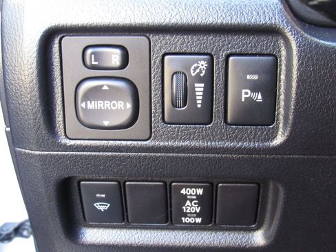 Used 2019 Toyota 4Runner Limited w/ Four Season Floor Mat Package image 33