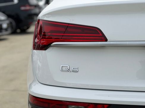 Used 2024 Audi Q5 2.0T Premium Plus w/ Premium Plus Package image 12
