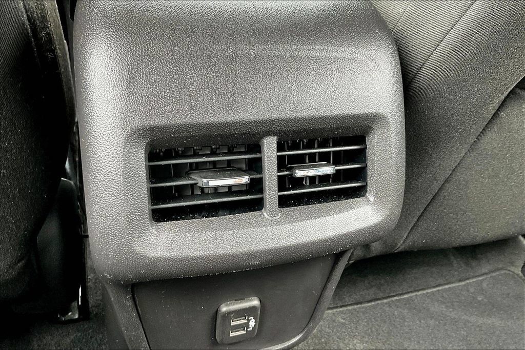 Used 2024 Chevrolet Equinox LS FWD image 10