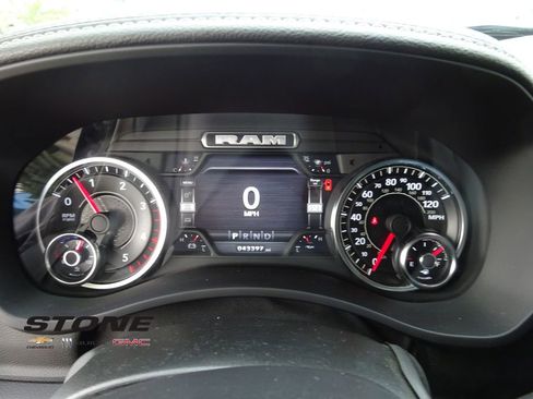 Used 2022 RAM 2500 Laramie AWD/4WD image 27