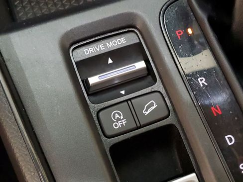 Certified 2025 Honda CR-V LX image 29