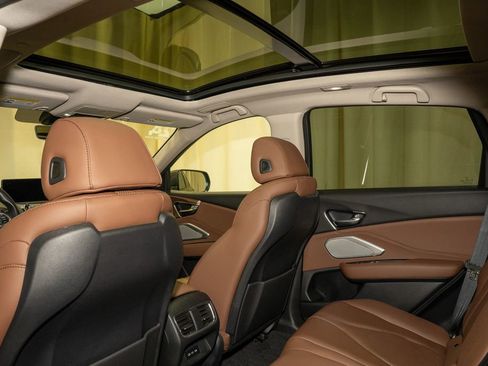 Used 2024 Acura RDX w/ Technology Package image 10