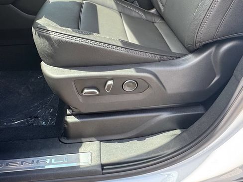 New 2026 GMC Yukon Denali AWD/4WD image 12