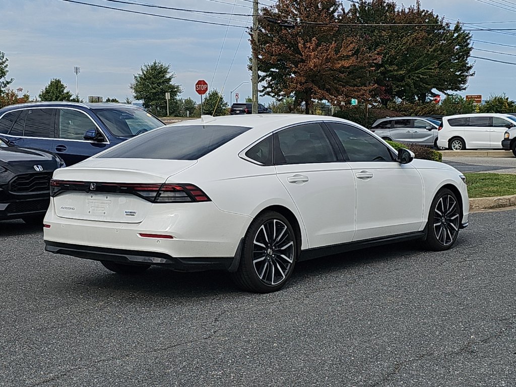 Used 2024 Honda Accord Touring image 13