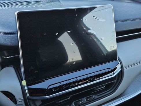 New 2026 Jeep Compass Limited image 16