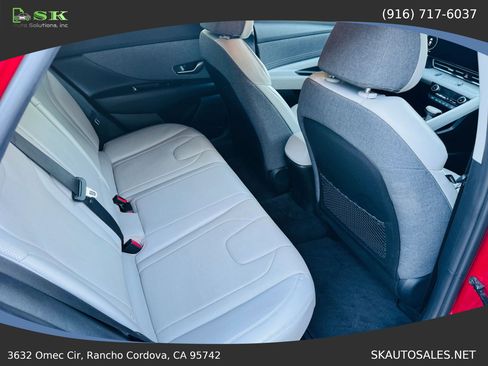 Used 2023 Hyundai Elantra Limited FWD image 26
