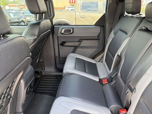 Used 2024 Ford Bronco Big Bend AWD/4WD image 12