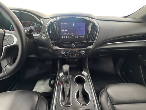 Used 2023 Chevrolet Traverse LT w/ LT Premium Package image 12