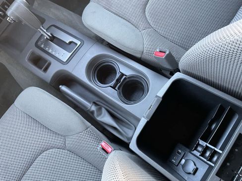 Used 2015 Nissan Frontier SV w/ SV Value Truck Package image 22