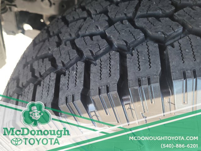 Used 2023 Toyota 4Runner TRD Off-Road Premium AWD/4WD image 28