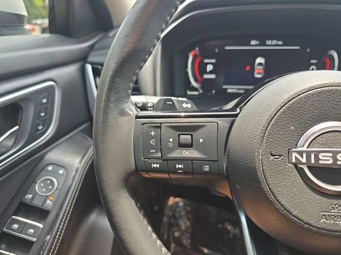 Used 2024 Nissan Rogue Platinum w/ Platinum Premium Package FWD image 22