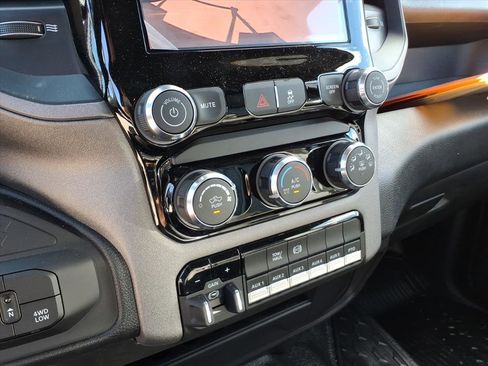 New 2026 RAM 5500 Tradesman AWD/4WD image 39