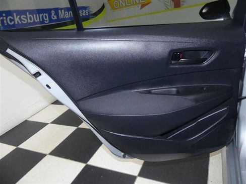 Used 2023 Toyota Corolla LE image 23