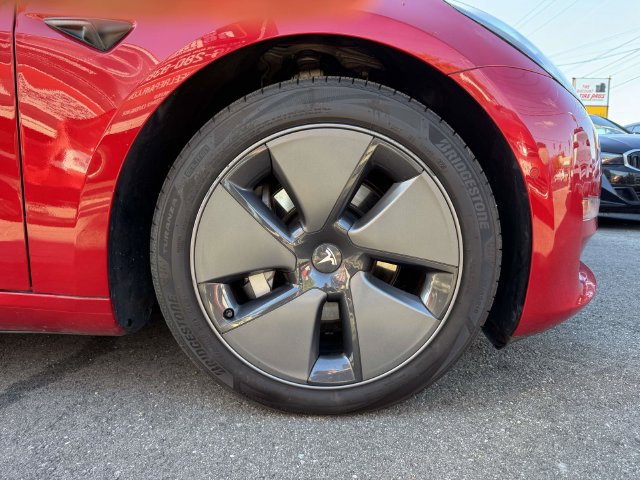 Used 2021 Tesla Model 3 Standard Range Plus RWD image 11