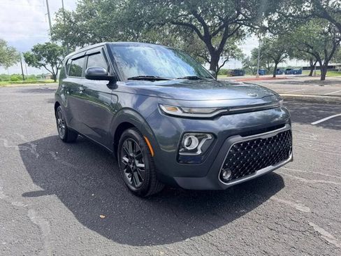 Used 2020 Kia Soul EX FWD image 10