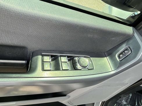 Used 2023 Ford F150 XLT AWD/4WD image 13