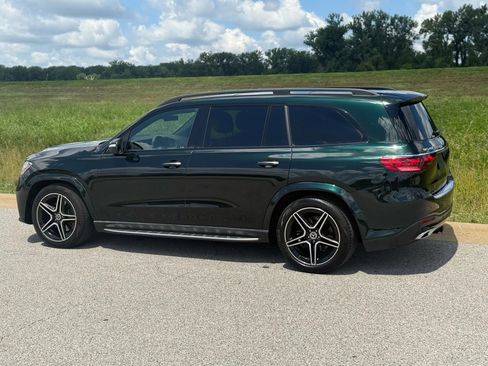 Used 2024 Mercedes-Benz GLS 450 4MATIC w/ Pinnacle Trim Package image 12