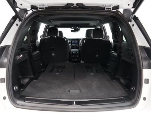 Used 2023 Jeep Grand Cherokee L Laredo image 37