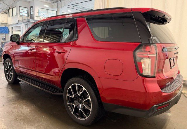 Used 2024 Chevrolet Tahoe RST w/ Luxury Package AWD/4WD image 2