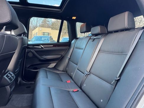 Used 2017 BMW X3 xDrive28i image 10