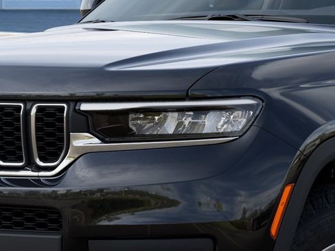 New 2026 Jeep Grand Cherokee L 4WD image 10