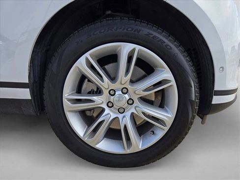 Used 2026 Land Rover Range Rover Velar S image 24