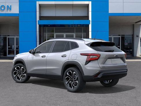 New 2026 Chevrolet Trax RS w/ Sunroof Package image 3