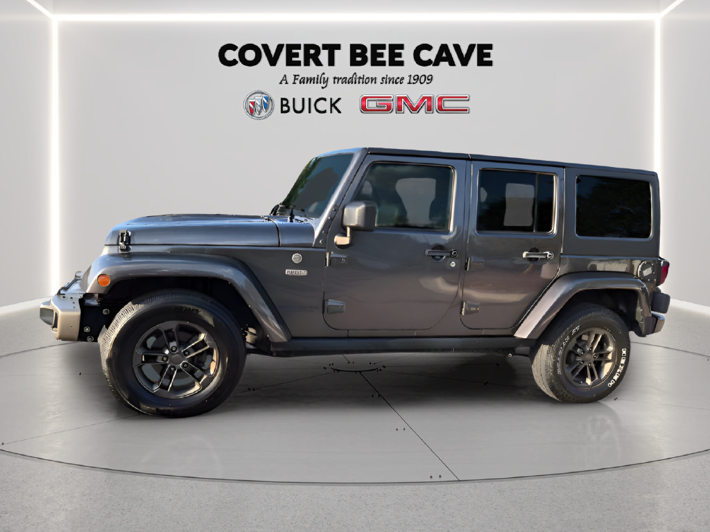 Used 2016 Jeep Wrangler Unlimited Sahara AWD/4WD image 4