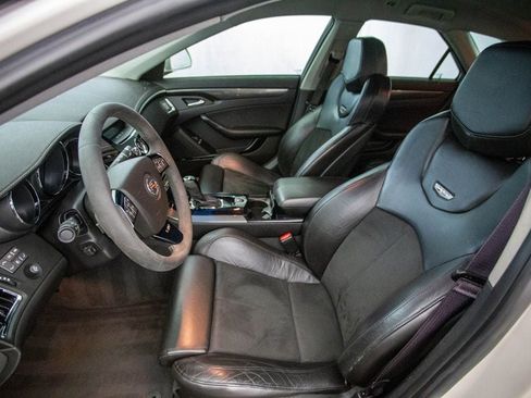 Used 2011 Cadillac CTS V image 18