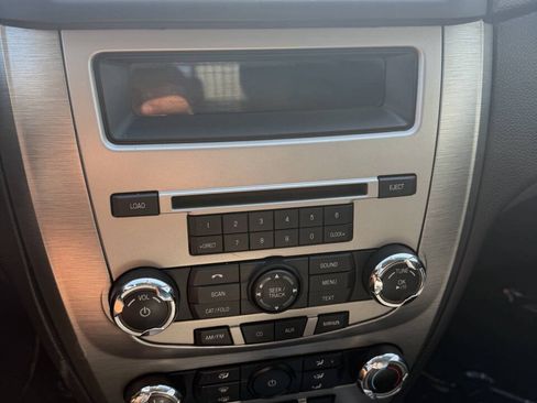 Used 2012 Ford Fusion SE FWD image 13