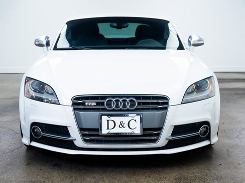 Used 2013 Audi TTS 2.0T Prestige w/ Prestige Pkg image 2