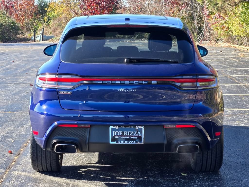 Certified 2024 Porsche Macan AWD/4WD image 6