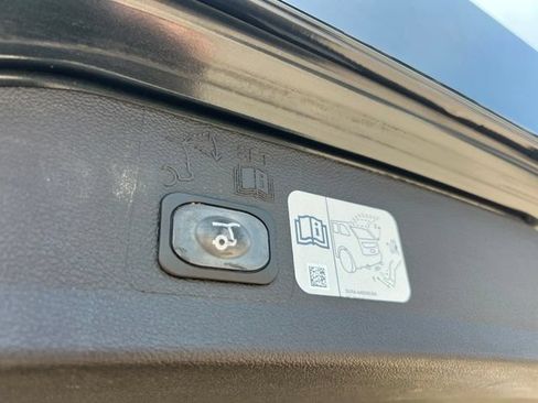 Certified 2019 Ford Escape Titanium AWD/4WD image 26
