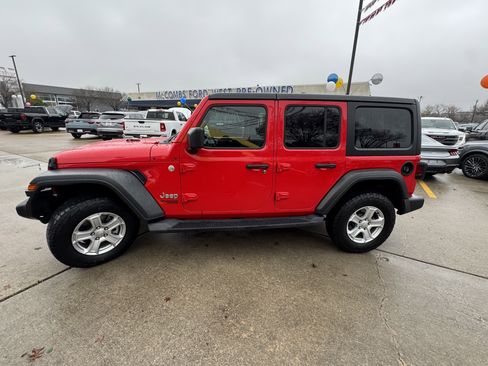 Used 2018 Jeep Wrangler Unlimited Sport S image 10