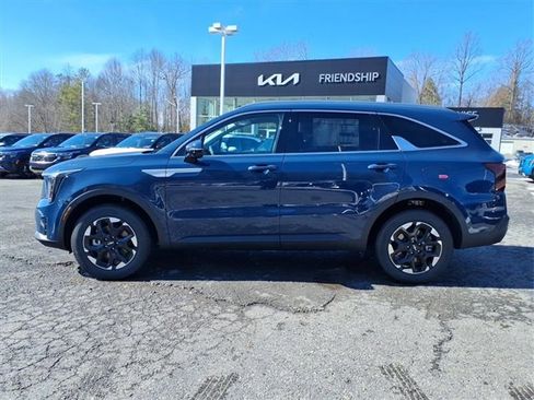 New 2026 Kia Sorento S image 5
