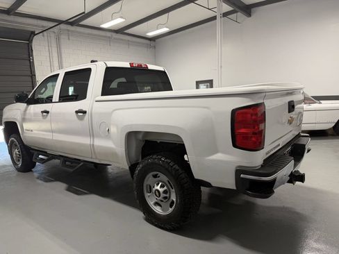 Used 2018 Chevrolet Silverado 2500 W/T w/ WT Fleet Convenience Package AWD/4WD image 6