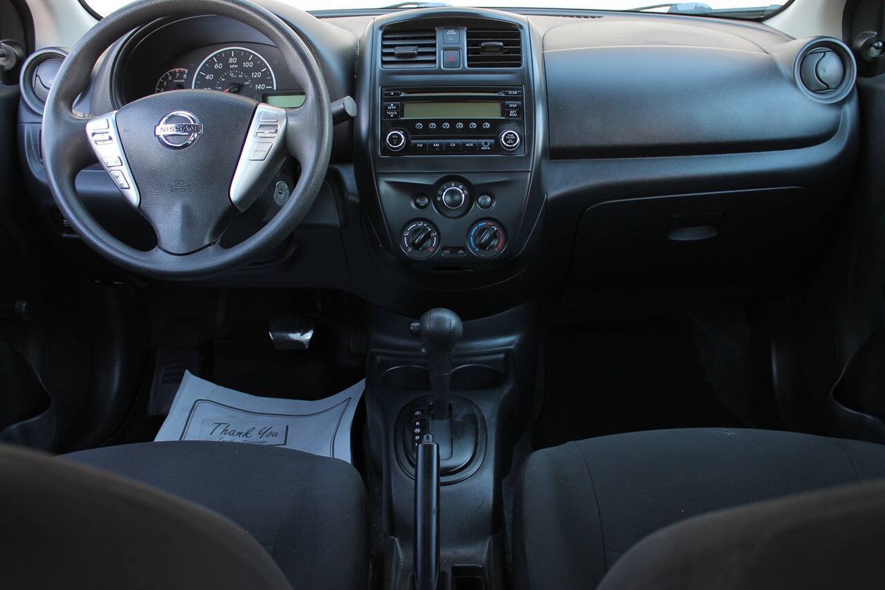 Used 2015 Nissan Versa S Plus FWD image 34