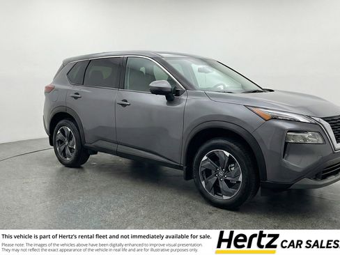 Used 2025 Nissan Rogue SV FWD image 1