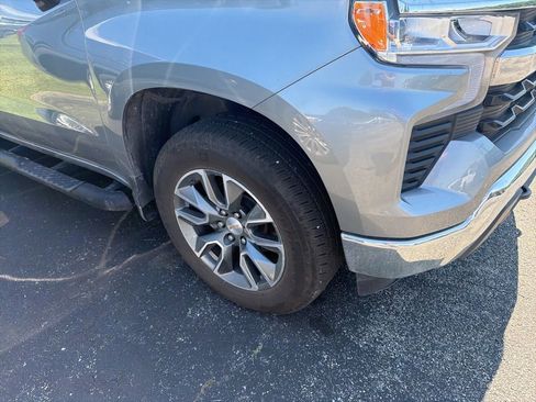 Used 2024 Chevrolet Silverado 1500 LT AWD/4WD image 2