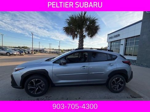 Used 2024 Subaru Crosstrek 2.0i Premium image 5