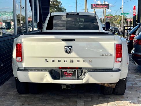 Used 2018 RAM 3500 Laramie Longhorn image 9