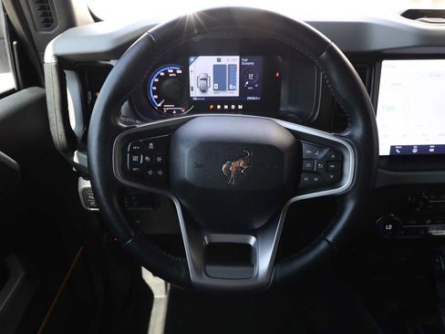 Used 2021 Ford Bronco Badlands AWD/4WD image 16