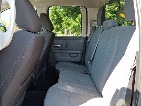 Used 2024 RAM 1500 Classic SLT AWD/4WD image 17