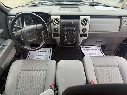 Used 2011 Ford F150 XLT w/ XLT Chrome Pkg image 11