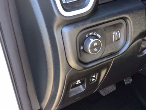 Used 2022 RAM 1500 Big Horn image 17
