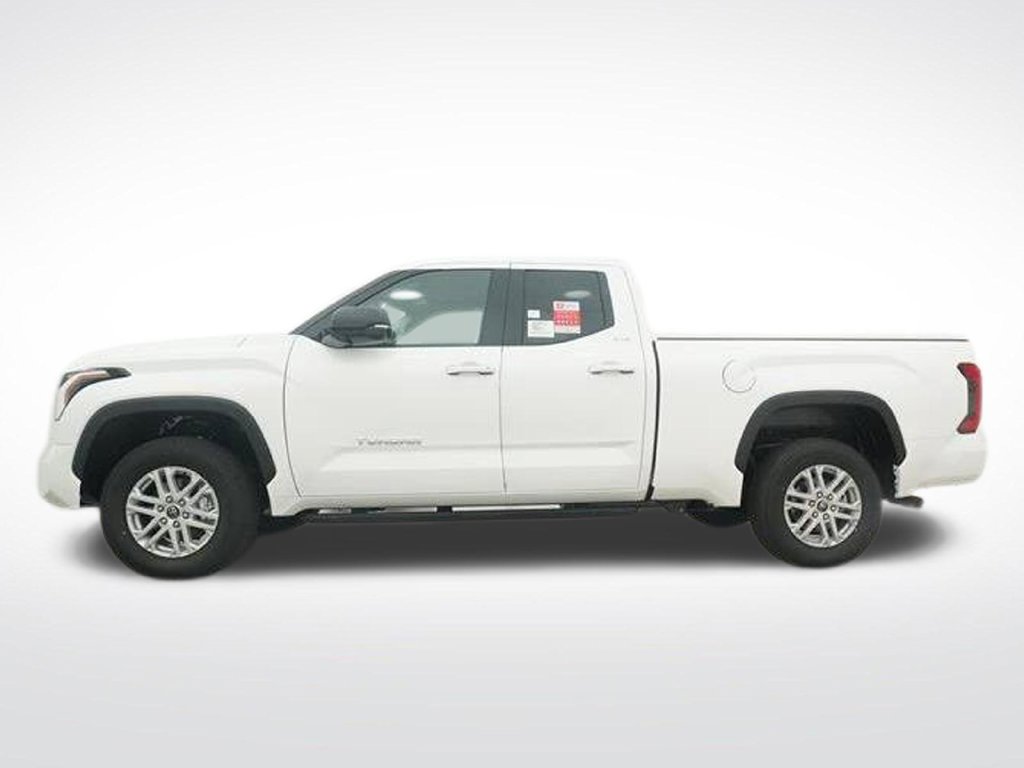 Used 2024 Toyota Tundra SR5 w/ SR5 Premium Package AWD/4WD image 23