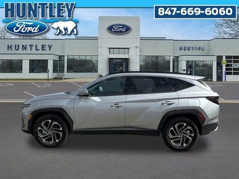 Used 2025 Hyundai Tucson Limited image 7