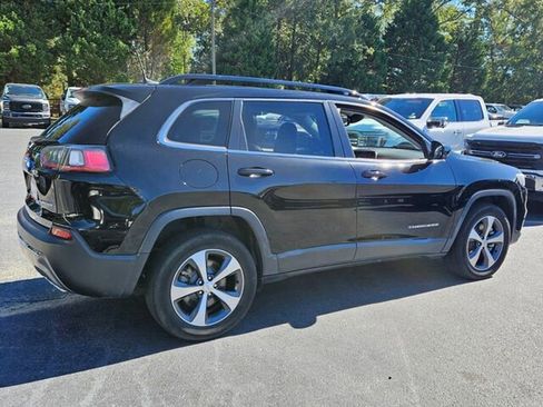Used 2022 Jeep Cherokee Limited image 18