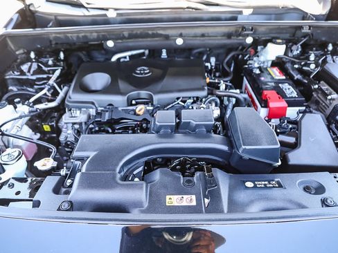 Used 2022 Toyota RAV4 XLE Premium FWD image 26